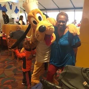 Meet your Posher, Charisse